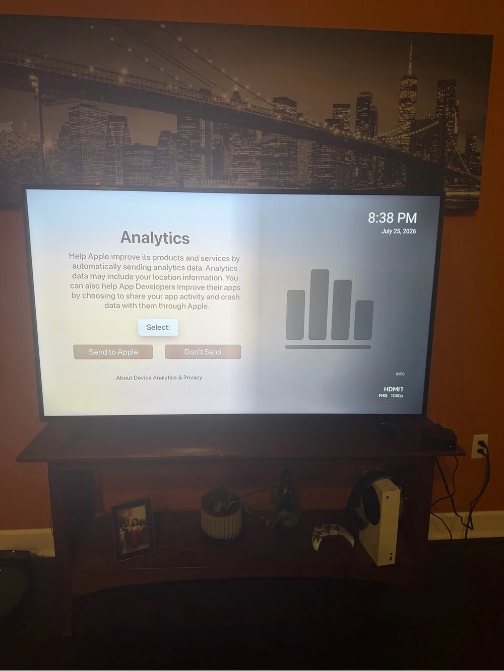 Apple TV HD 32GB (4th Gen) A1625 w/ Siri Remote, Box, Power and lighting Cable